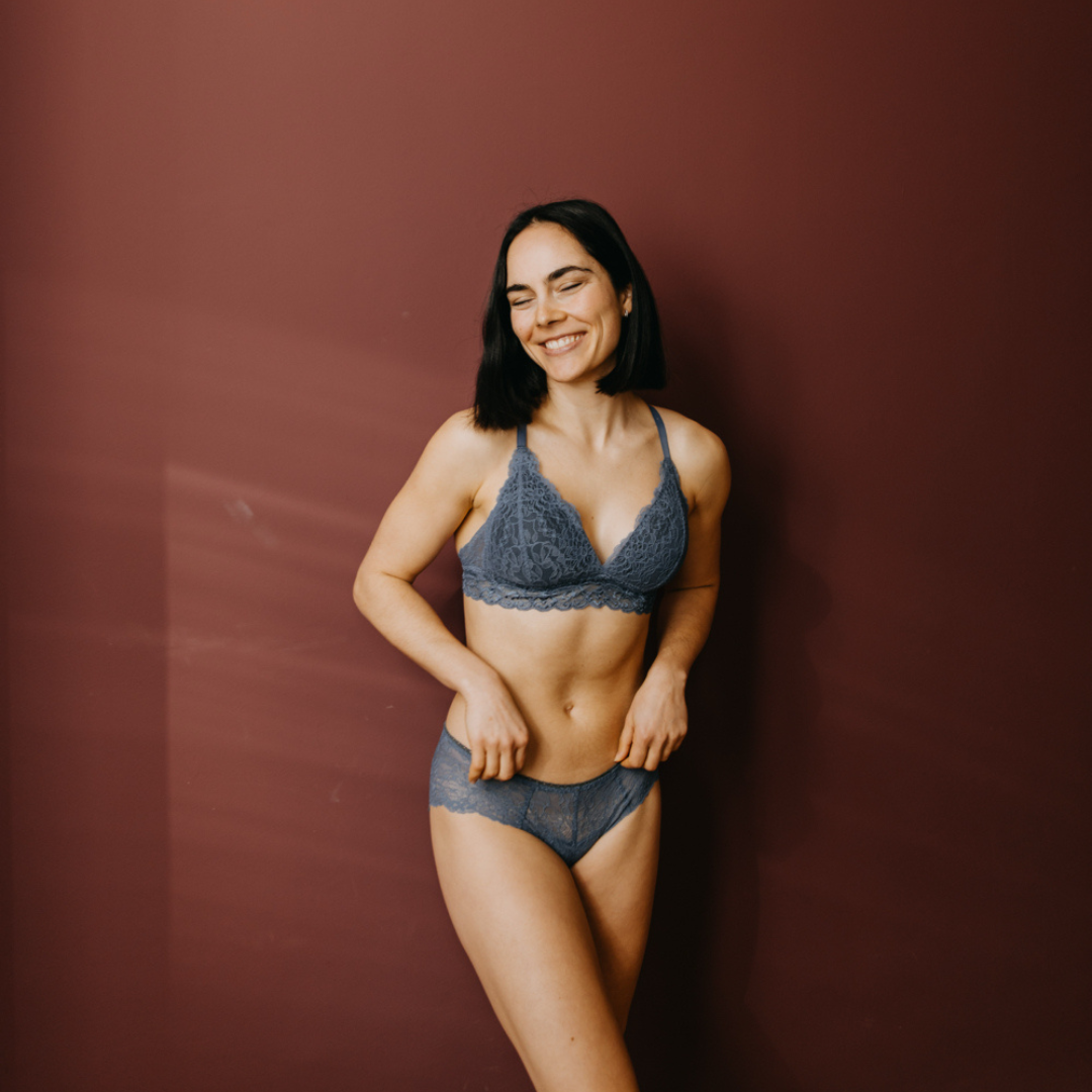 Michaela – taubenblau